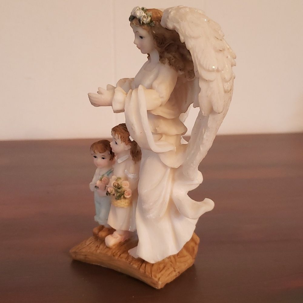 Vintage Glittery Resin Guardian Angel with Children Boy and Girl - Picture 2 of 10